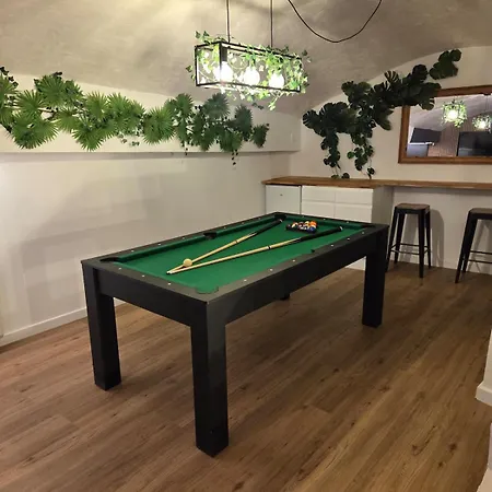 La Cave Voutee - Cinema Appartement *