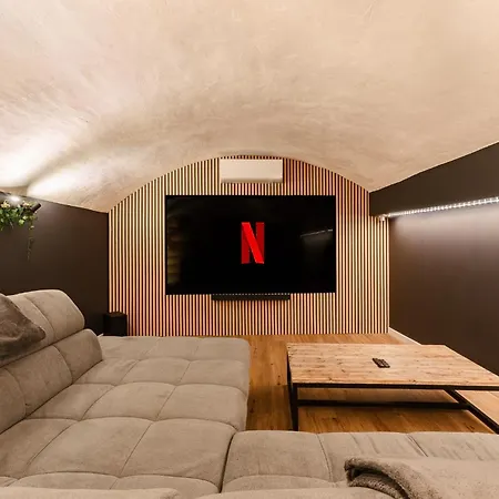 La Cave Voutee - Cinema Апартаменты