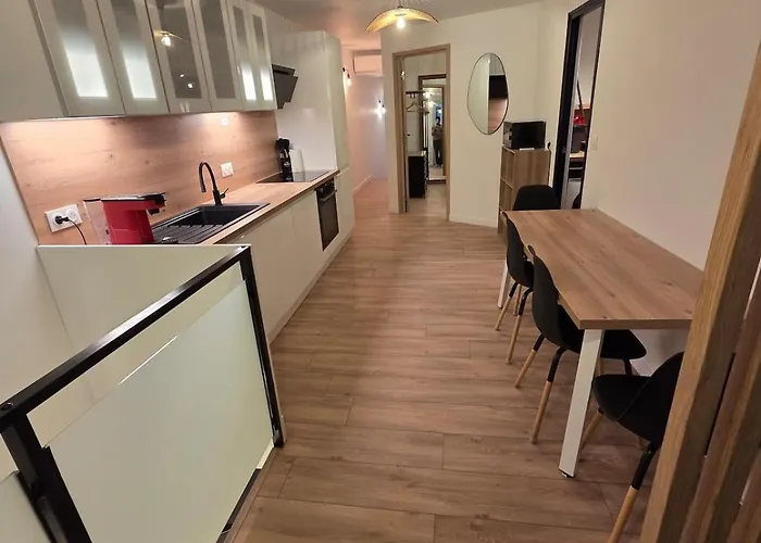 La Cave Voutee - Cinema *